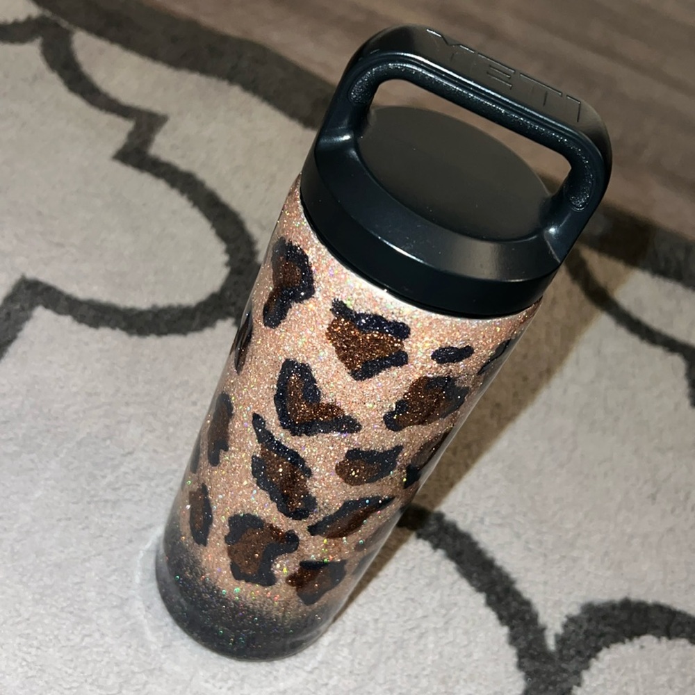 Customized Yeti 18 oz